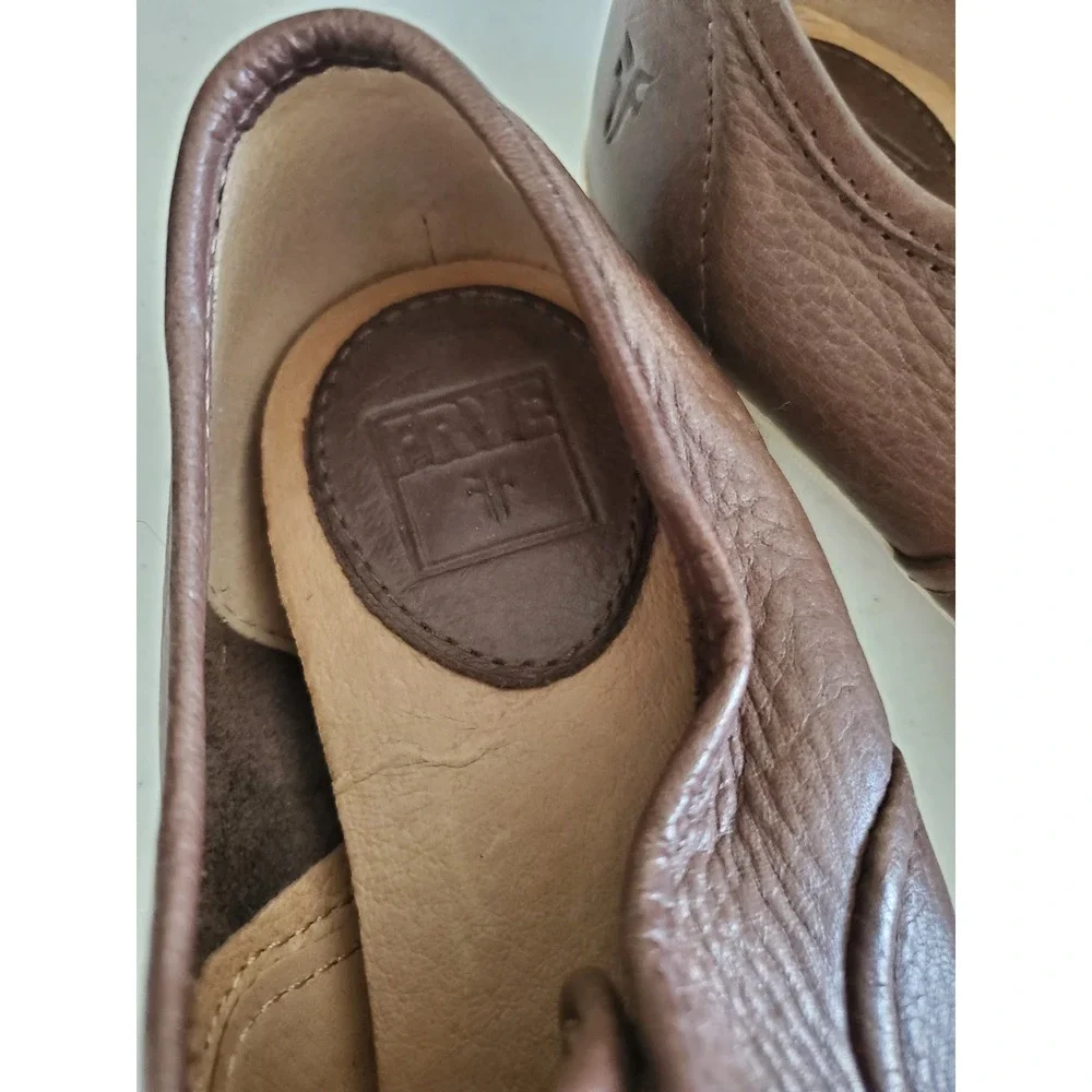 Frye Melanie Slip On Sneakers Brown‎ Pebbled Leather Womens 7.5 M 3471116-GRY